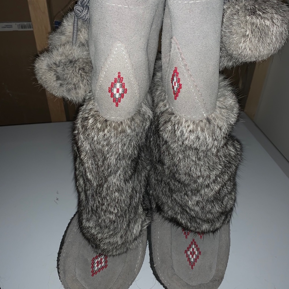 Classic Tall Manitobah Mukluk *only worn indoors*